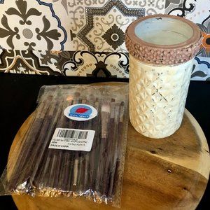 Hand-crafted /painted Jar with 20pc Cosmetic Brush Set